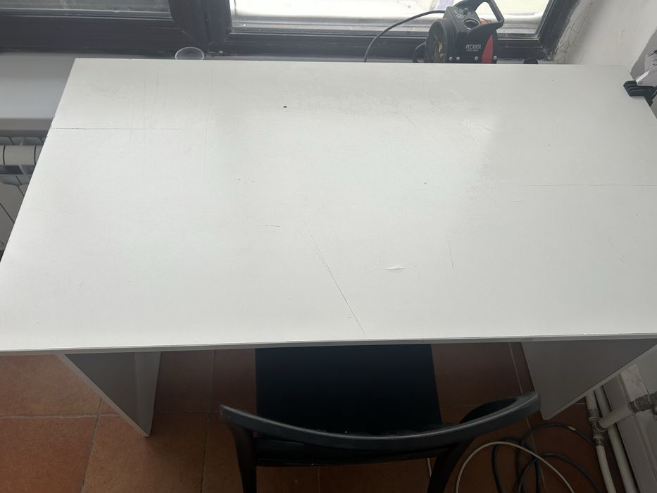 Стол-парта белая