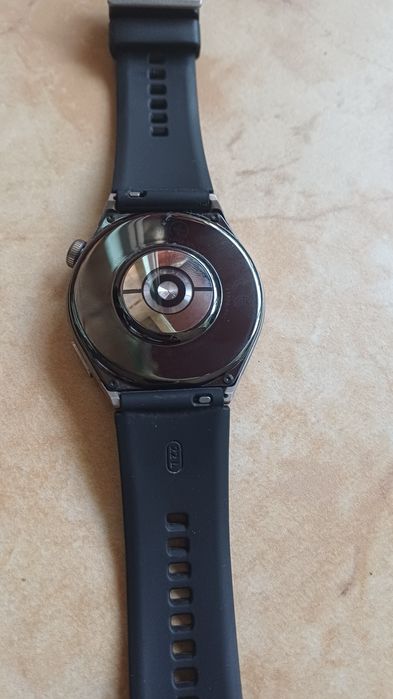 Huawei gt 3 pro.Titan