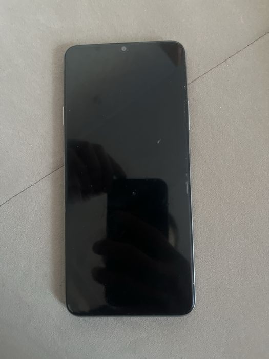 Продам телефон HUAWEI nova Y63