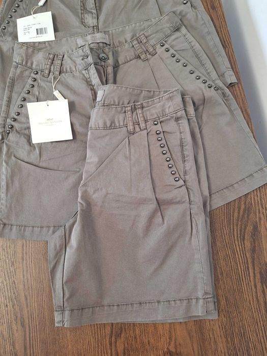 Pantaloni scurti firma daneza.