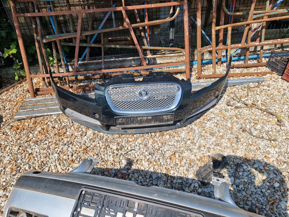Dezmembrez jaguar xf
