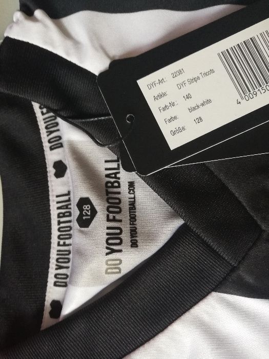 Нова оригинална футболна фланелка 128