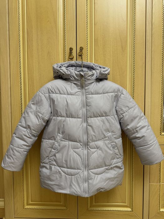 Детская зимняя куртка на девочку.