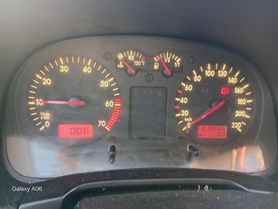 Bara fata/far stanga/dreapta/motor/cutie/caseta golf 4 motor 1.4 16v