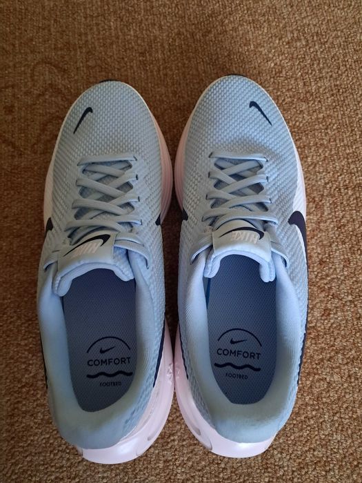 Дамски маратонки Nike