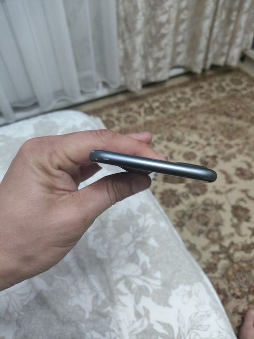 Продам Iphone 8 plus