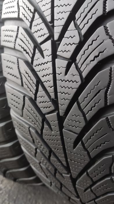 4бр. зимни гуми 185/65/15 Kumho Winter Craft WP52 
dot22