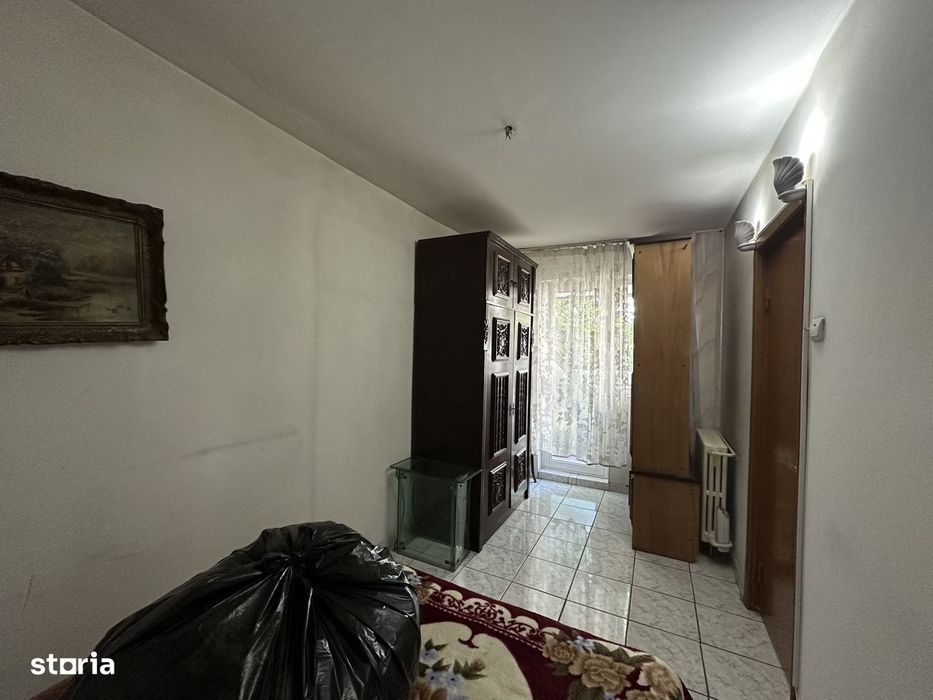 Agentia imobiliara VIGAFON vinde apartament 3 camere Malu Rosu