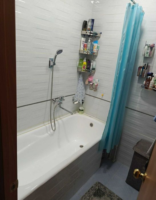 Квартира продаётся Чиланзар 21 квартал 2в3/4/4 балкон 1,5*6 ор хокимия