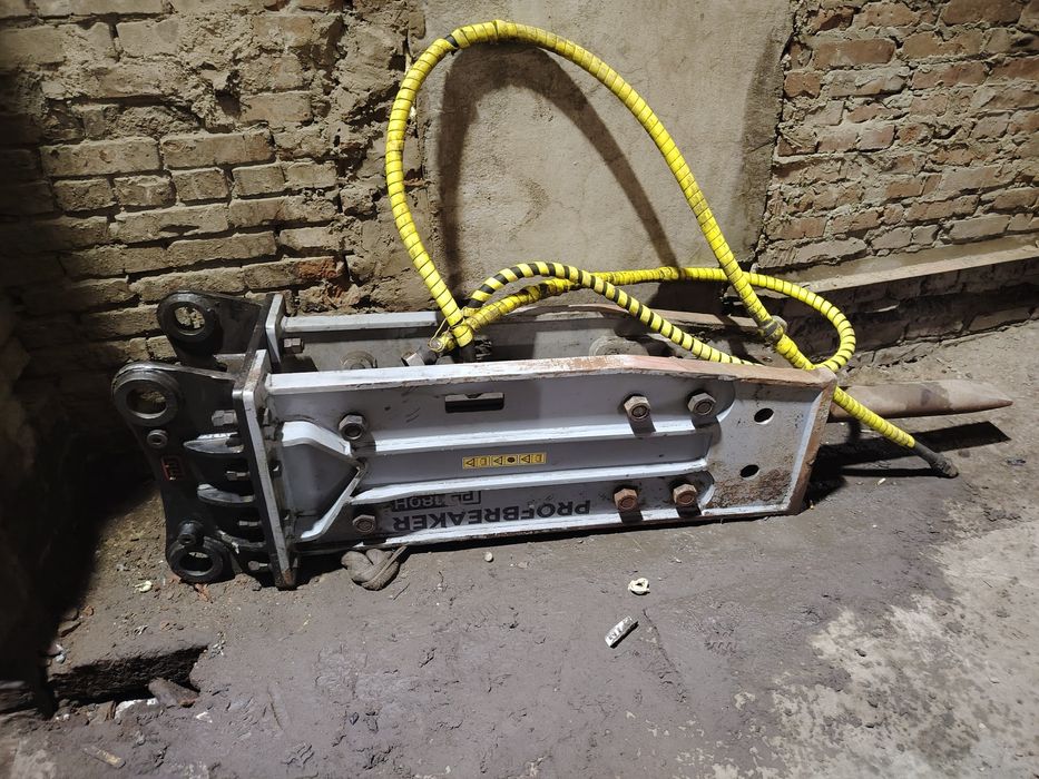 Продам гидромолот Pb180h