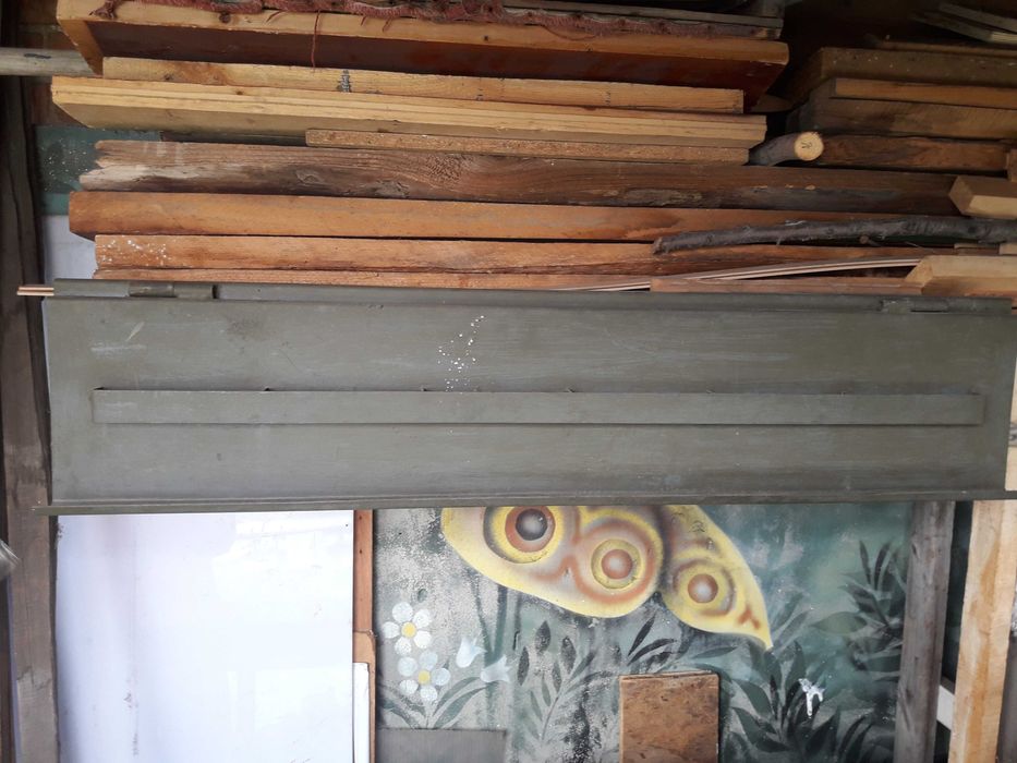 Продам полку для инструмента в гараж