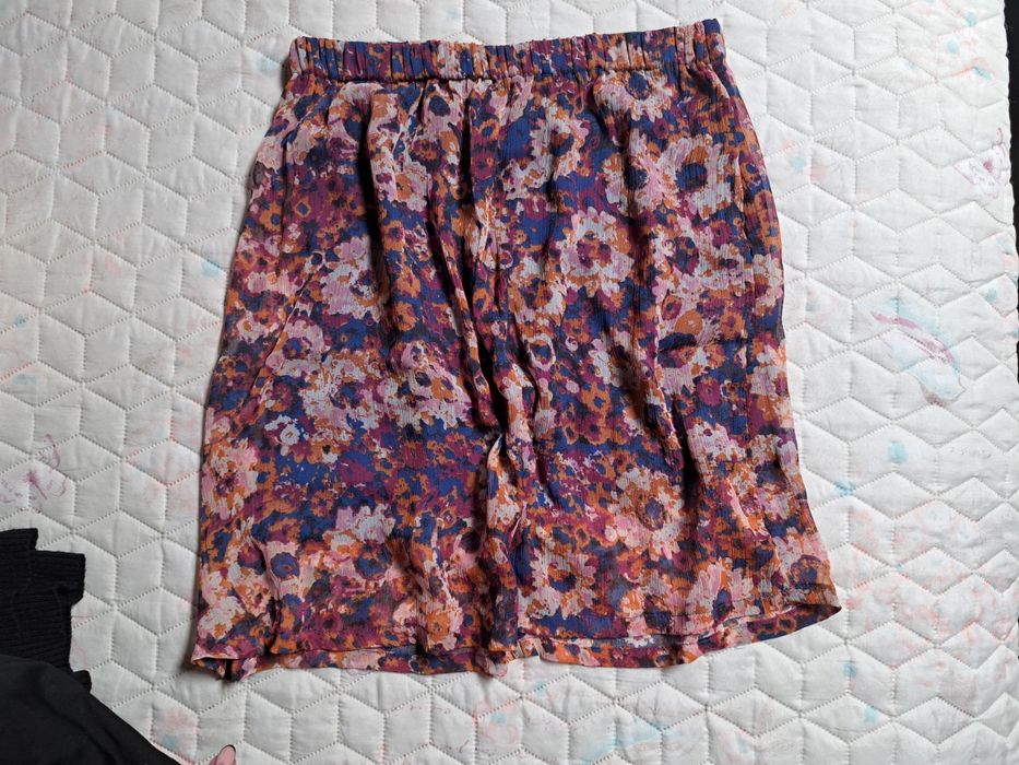 Панталони и поли С размер