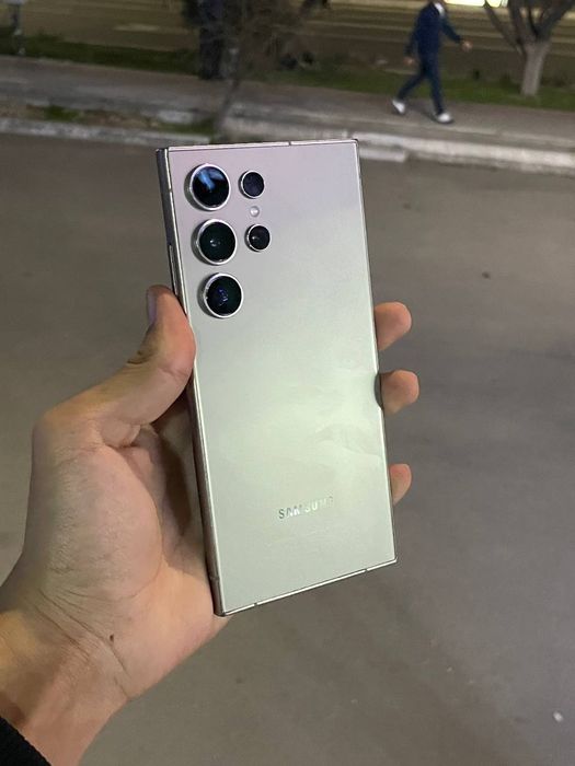 Samsung galaxy s24 ultra 5G 12/256gb holati 10/9