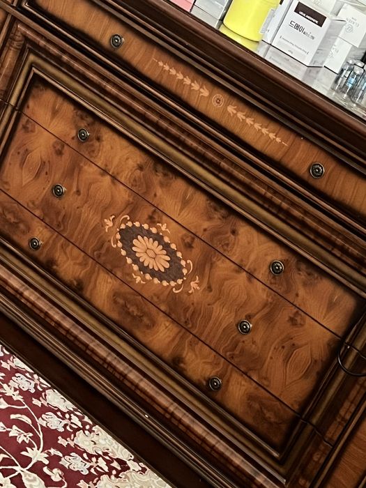 Спальный мебель.