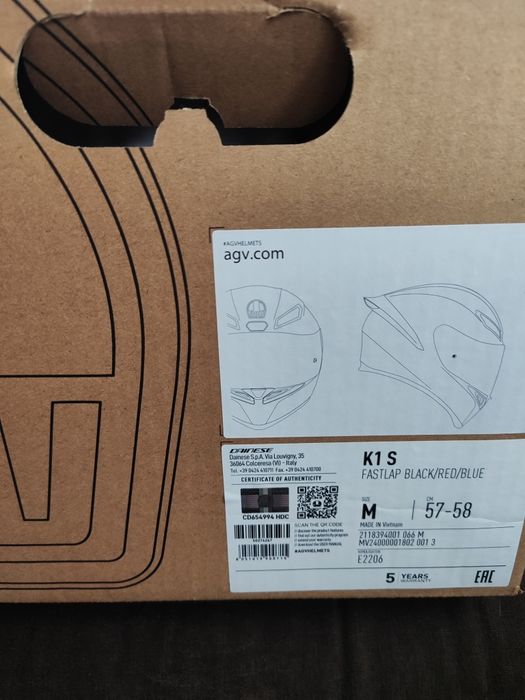 Продам мото шлем