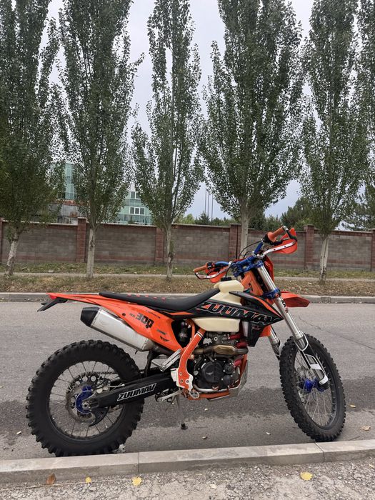 Продам Zuumav k8 nb300