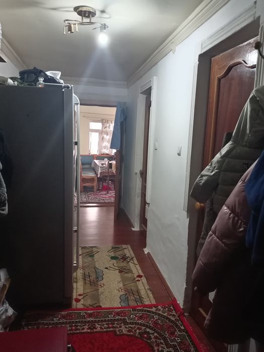 Srochni 24 sotux 2 xonali xamma sharoyitlar bor xovli sotlad