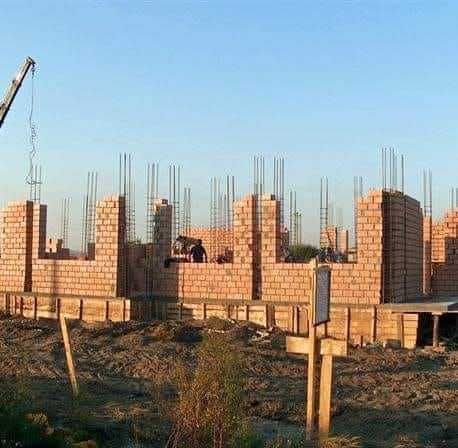 Servicii construcții