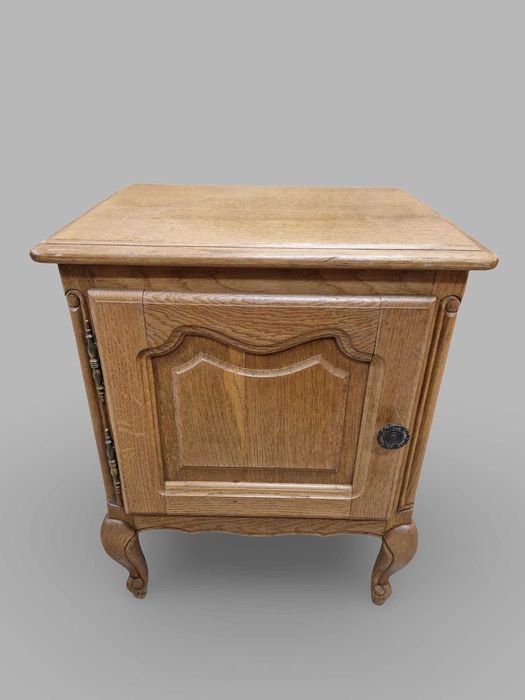 *ПРОМО* Дъбова винтидж спалня с двa броя нощни шкафчета