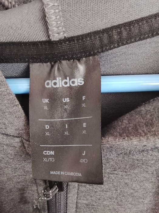 Adidas горници ЛОТ