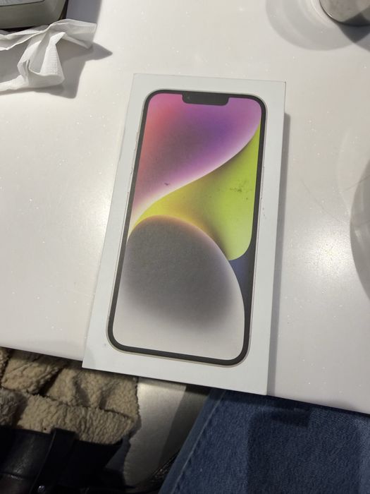 Продам IPhone 14 128GB