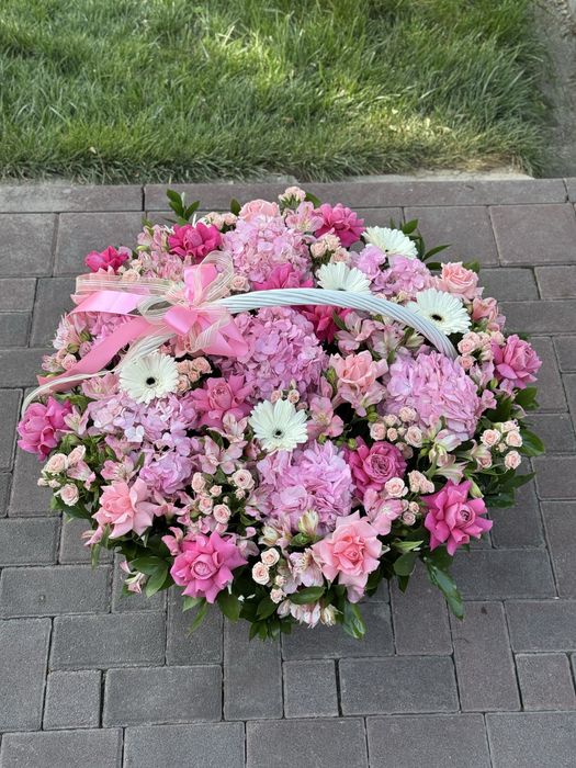 Живой гуллар сотилади