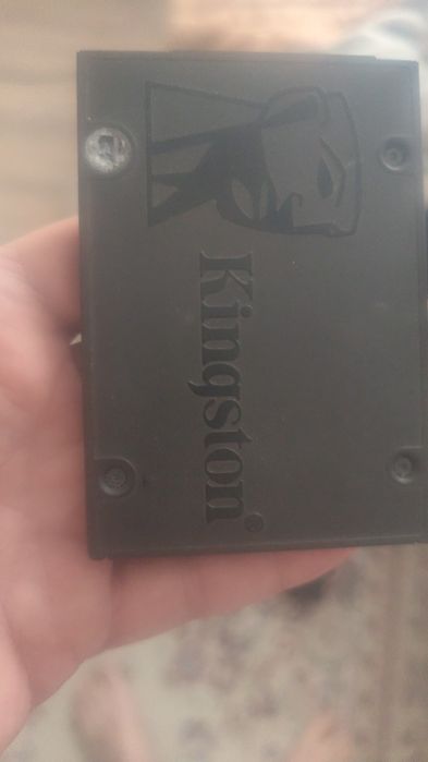 Ссд диск 240  Кингстон