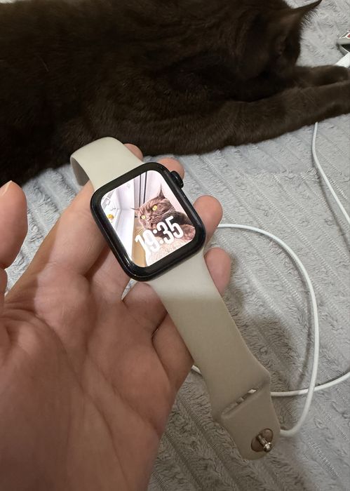 Продам эпл вотч часы, Смарт-часы Apple Watch SE 2 Gen (2022)