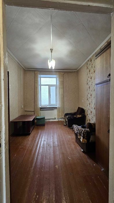 Продам  3-х комнатную квартиру