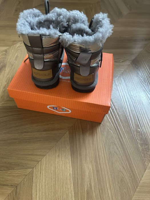 Зимняя обувь на девочку