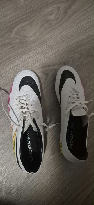 ghete de fotbal nike