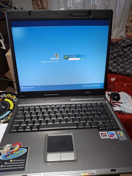 Leptop AsussA 3000