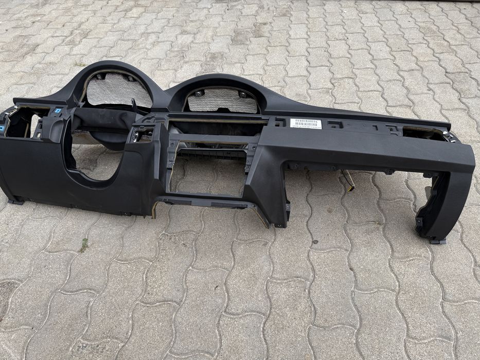 Продавам табло с навигация BMW E90/91