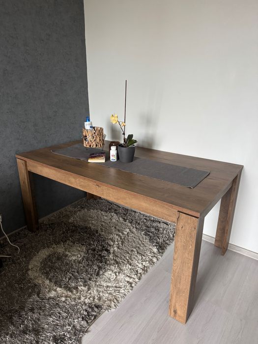 Трапезна маса JYSK