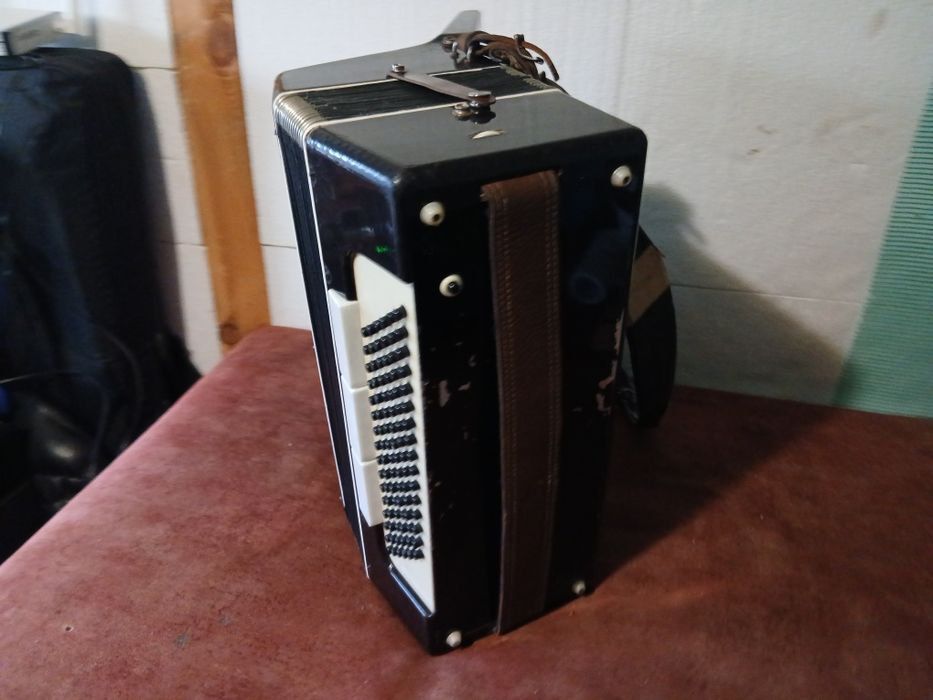 Акоордеон 96 баса