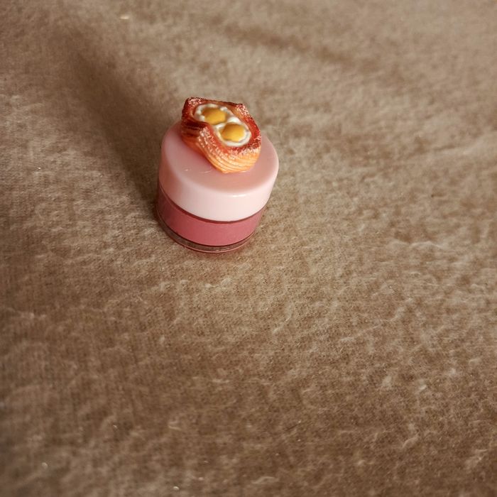 Блеск для губ для девочек