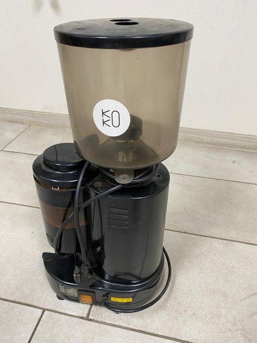 Продам Кофемолка Nuova Simonelli