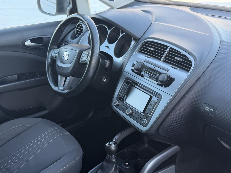 Seat Altea 2.0 tdi , an fab 2012 euro 5 . 140cp . Impecabil!