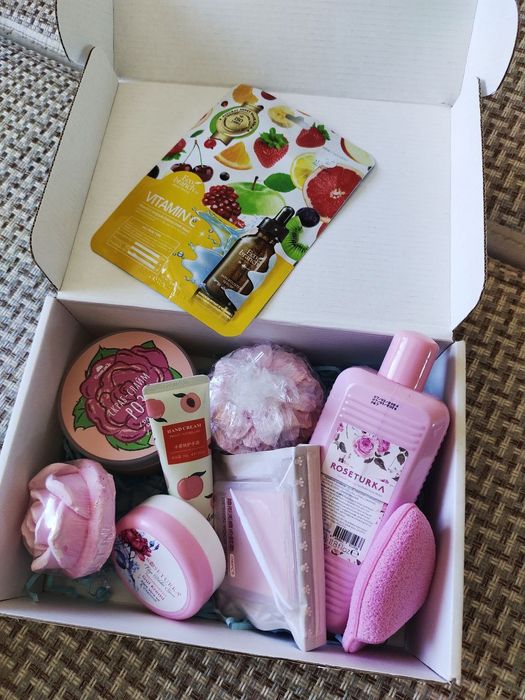 Бокс косметики. Набор уходовый