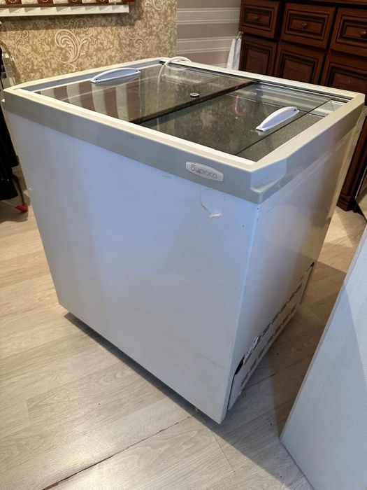 Продам морозильную камеру,морозилку