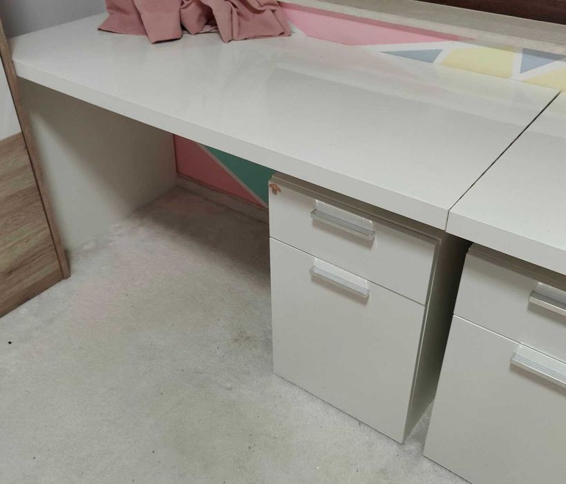 2 бр. бюра | 140 x 65 x 75cm