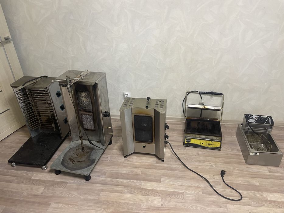 Донерный апарат в хорошем состояние торг есть  все рабочи