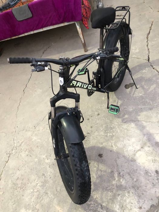 Velosiped sotiladi ARIVO 700 Bonuslari bor