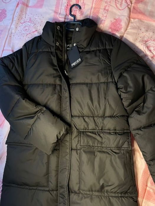 Чисто ново дамско зимно яке Pieces – размер M,с етикет, стилно и топло