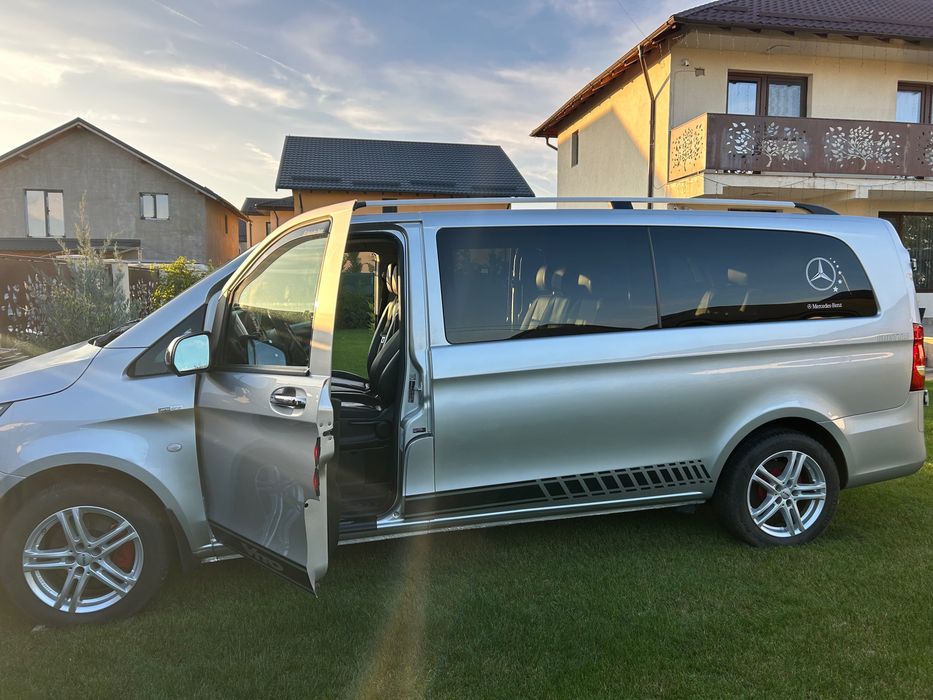 Mercedes Vito 9Locuri.