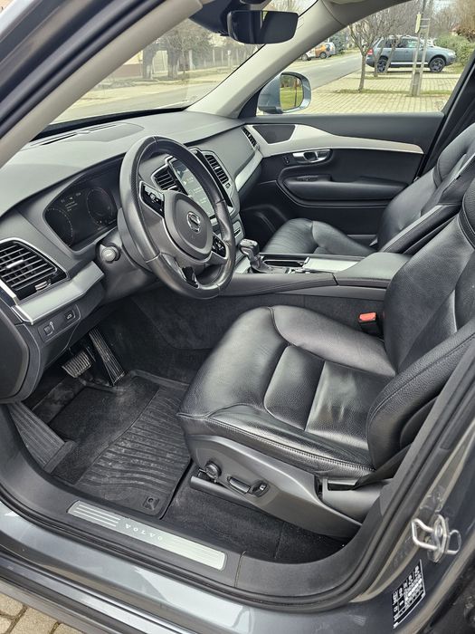 Volvo XC90 Momentum D5 AT8 AWD 2019 Diesel / Prim proprietar
