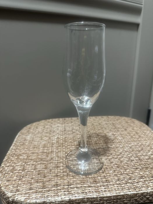 Отдам рюмки/бокалы