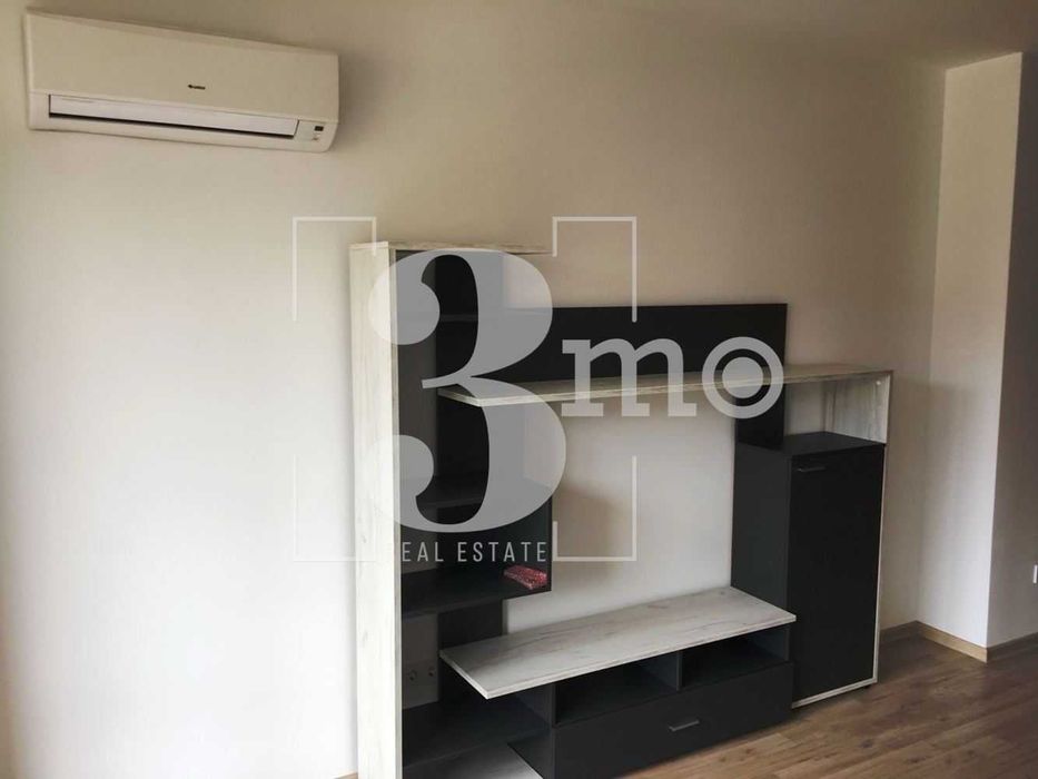 „3mo“ отдава под наем двустаен апартамент, находящ се в ж.к. Дружба 2