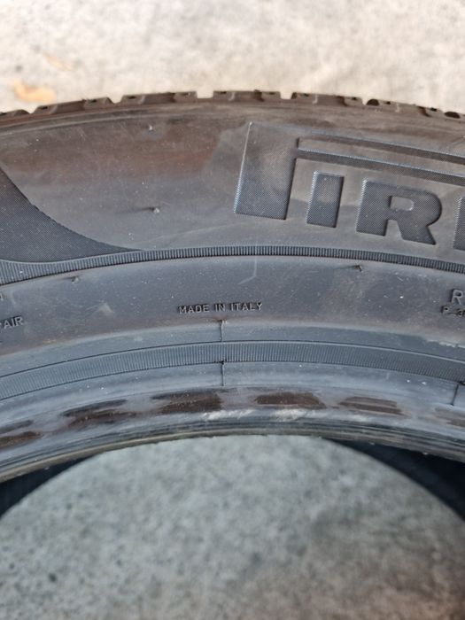 2 anvelope iarna NOI PIRELLI 295/45/20 DOT 2017 PRET PER BUCATA