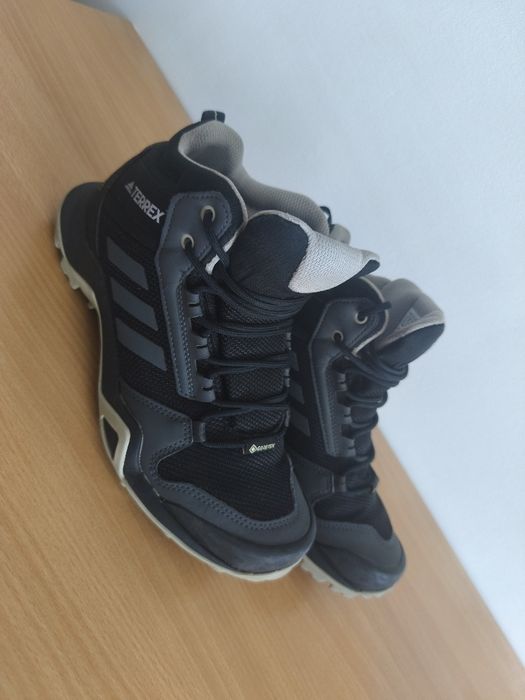 Adidas Terrex Goretex 38 (24cm) impecabile